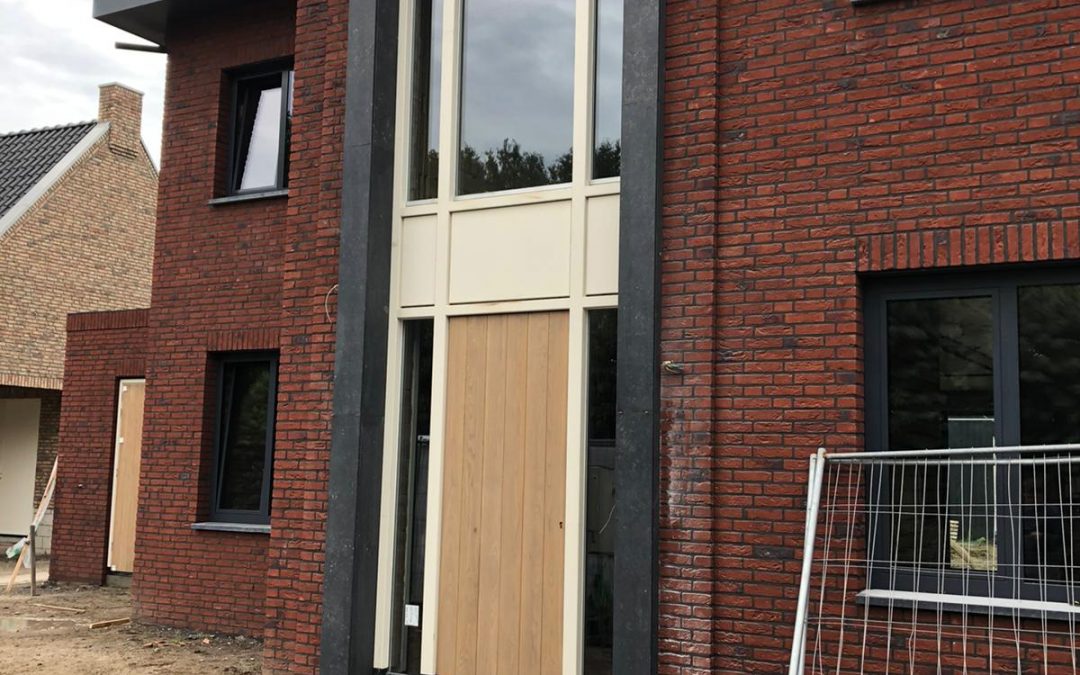 Deuromlijsting Belgisch hardsteen